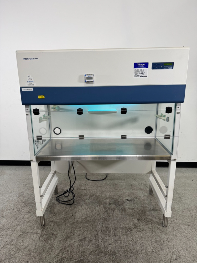 Image of Esco 4' PCR Cabinet